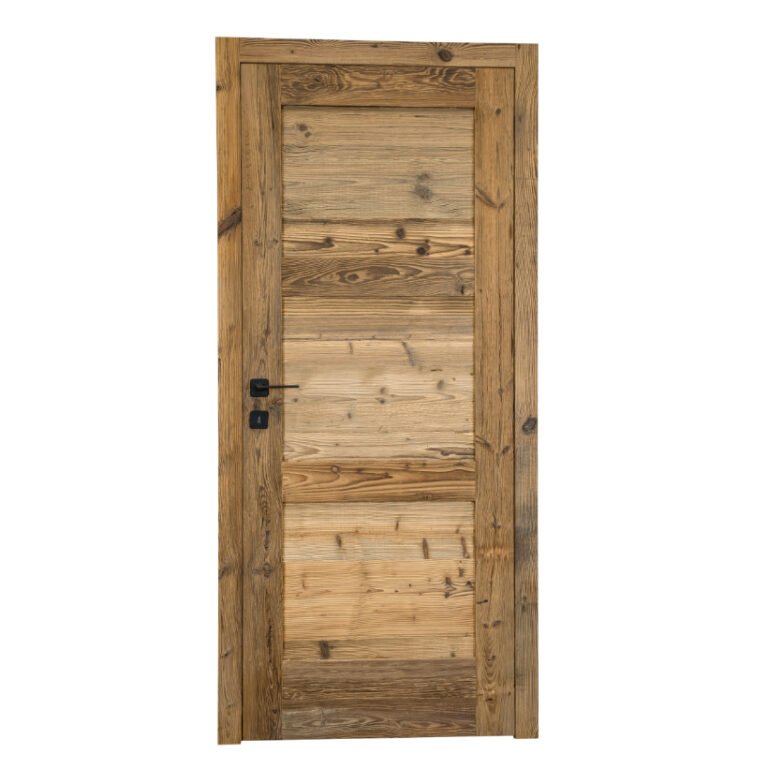Altholztür Grimentz in warmem Holzton – klassisches Design aus massivem Altholz.